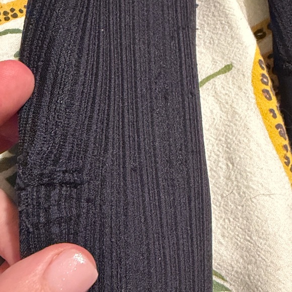 O’Neill Hyperfreak 4/3mm size 4 - Picture 12 of 13